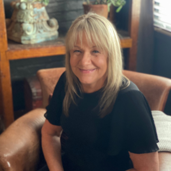 Laurie Snyder